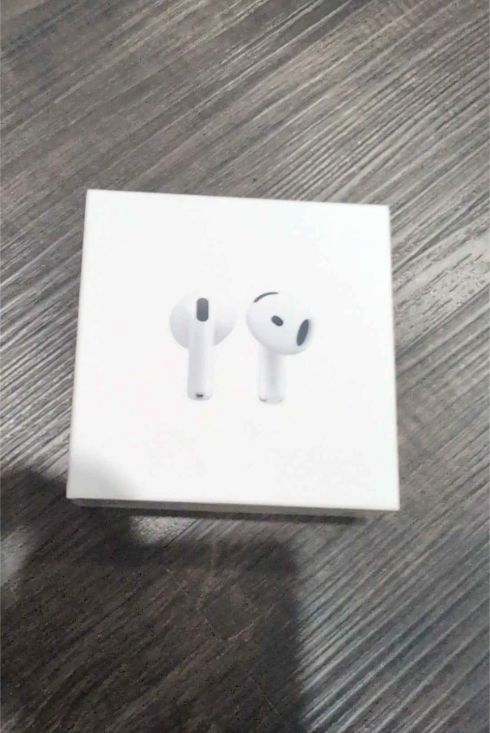 Apple AirPods 5th gen