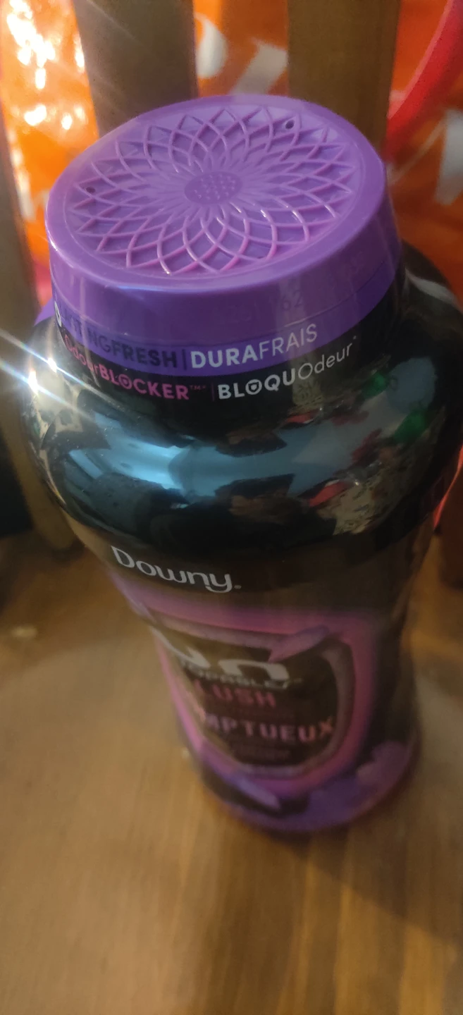 Downy Unstopables Lush Scent Booster 853g - photo 5