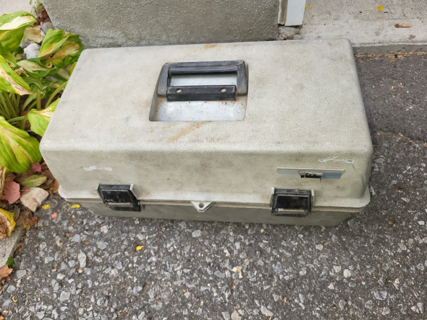 Plastic Tackle Box - photo 2
