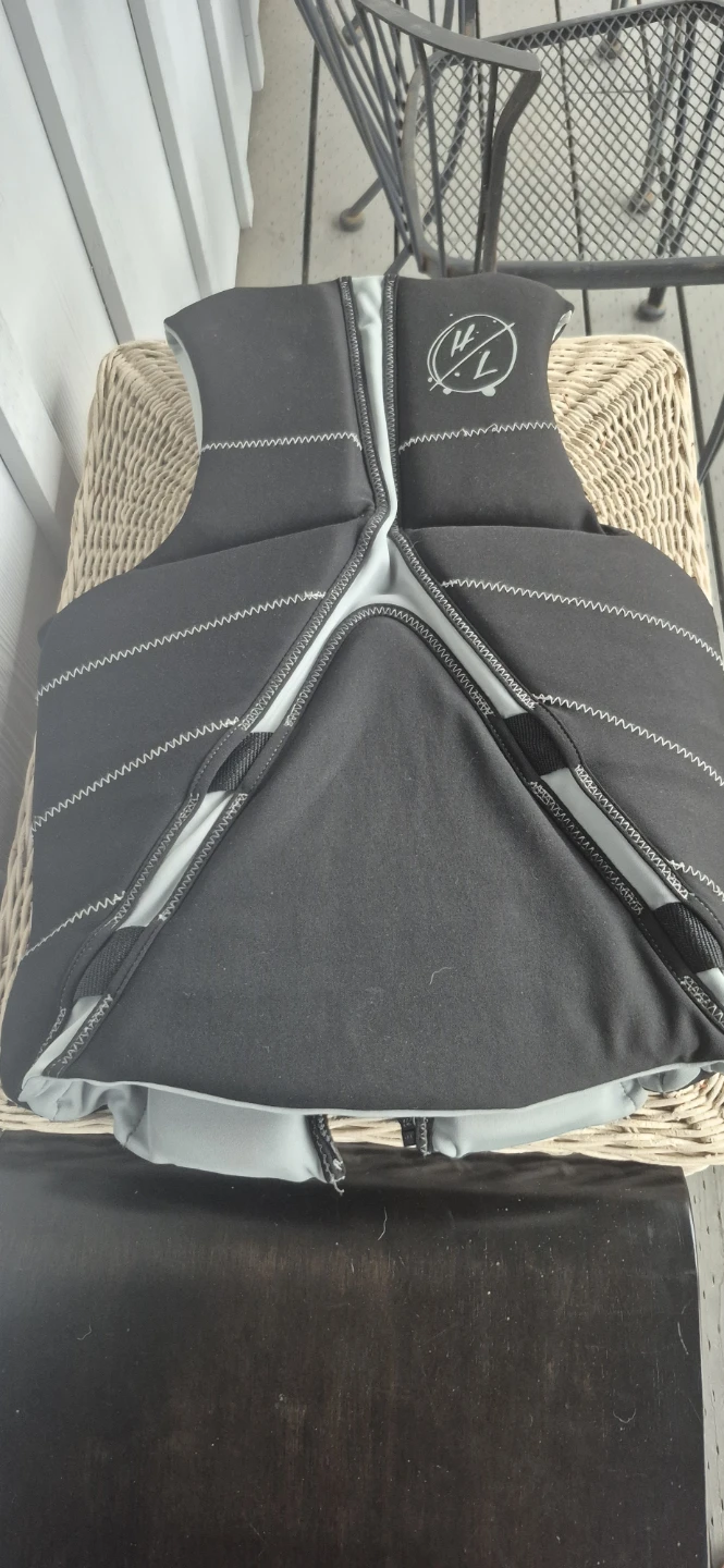 Hyperlite Adult Medium PFD Life Jacket - photo 2