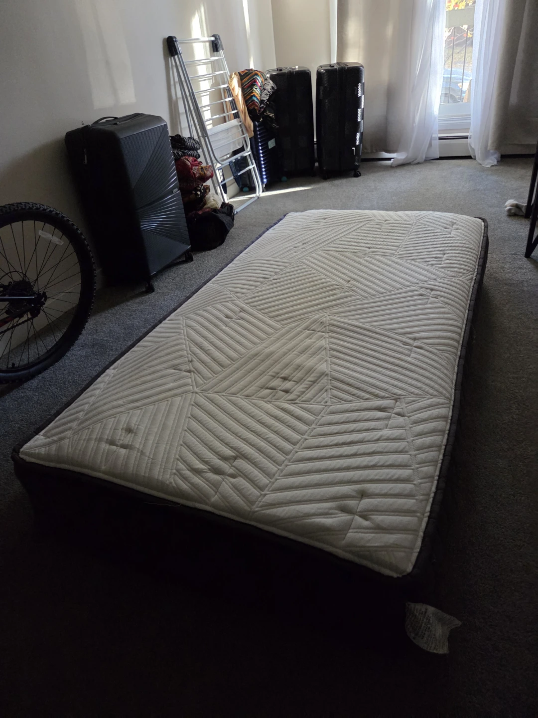 Twin Mattress 10 inch - photo 2