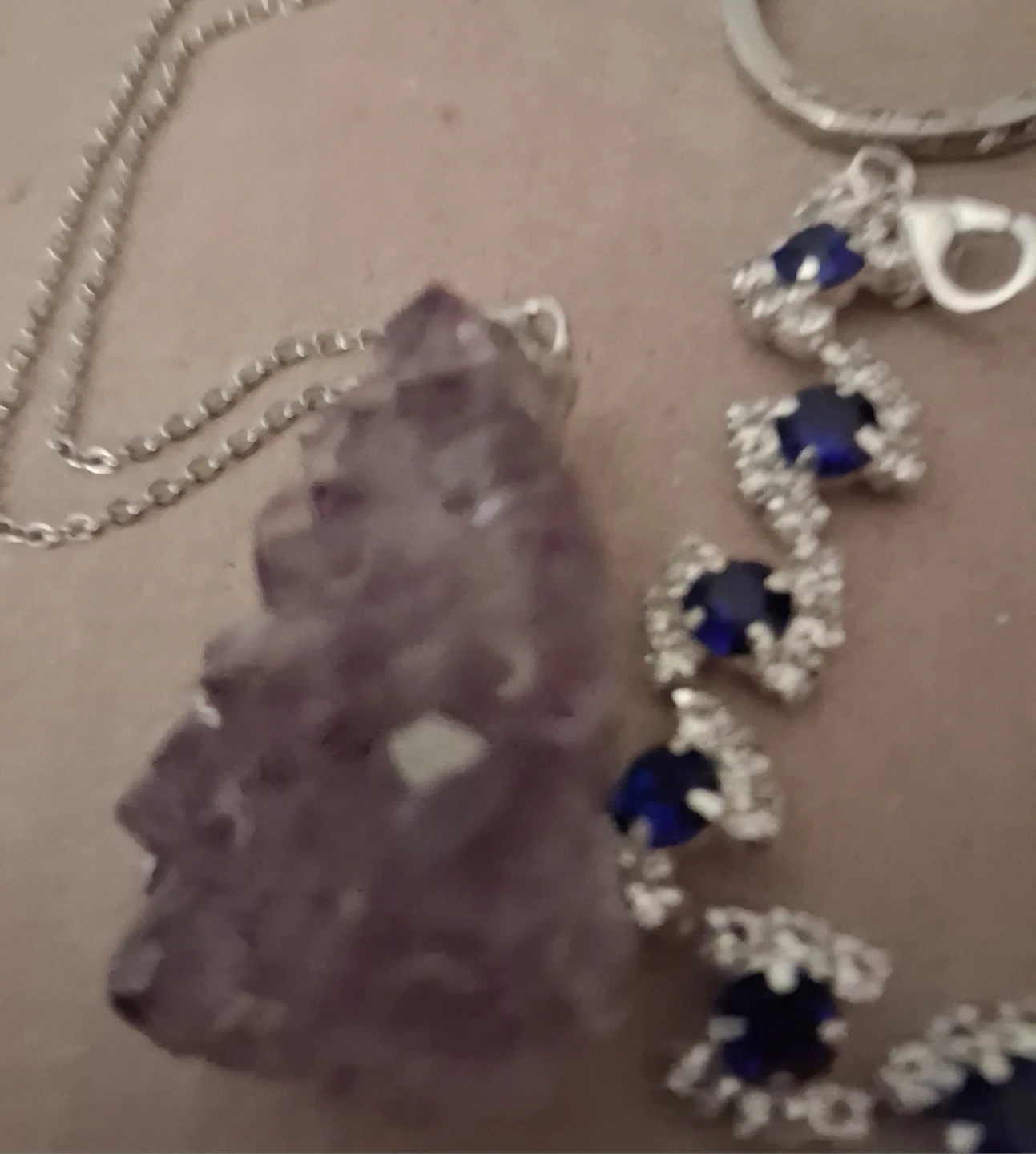 Jewellery set with amethyst necklace and sapphire bracelet - photo 2