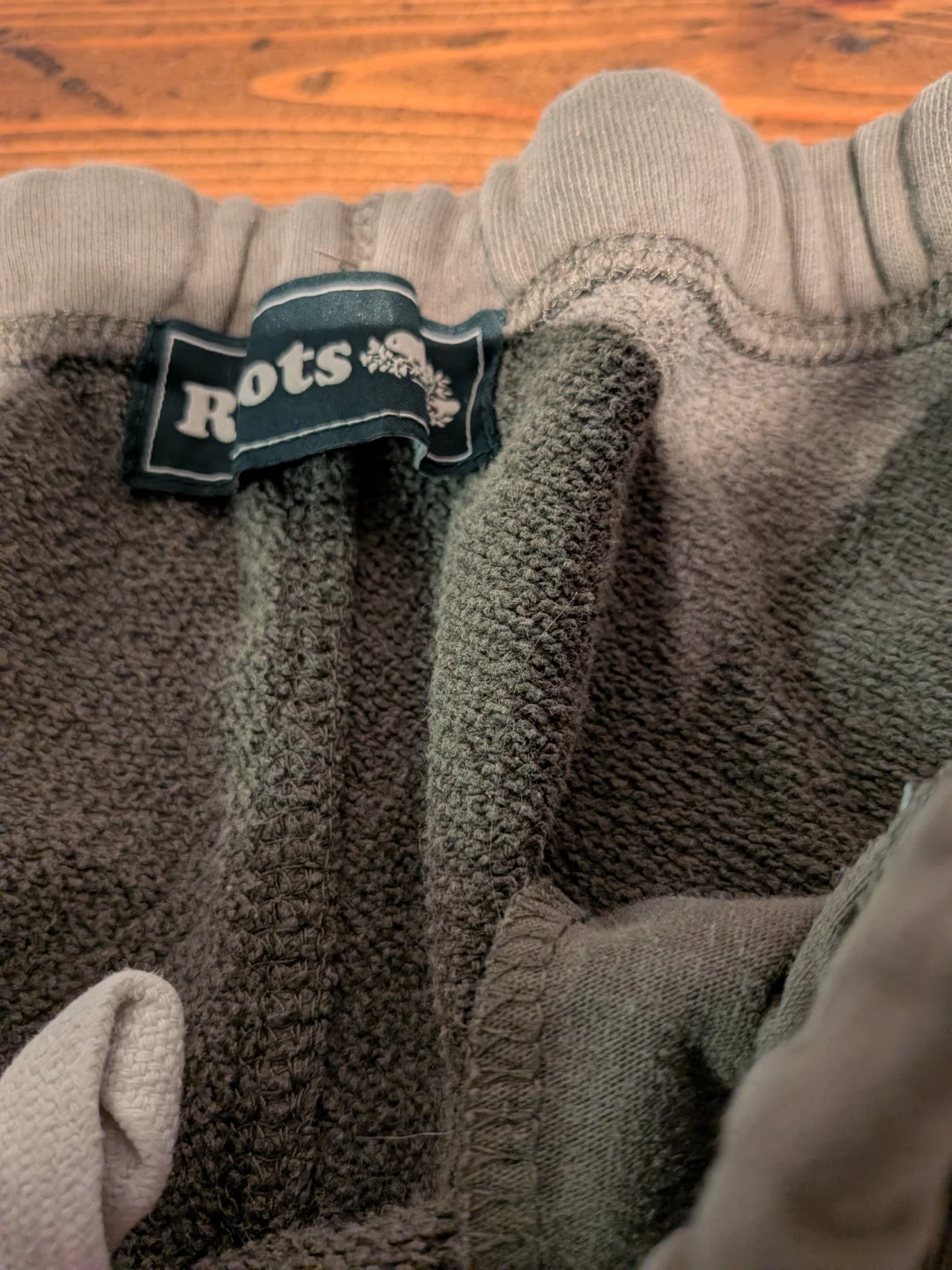 Roots Beaver Sweatpants small - photo 2