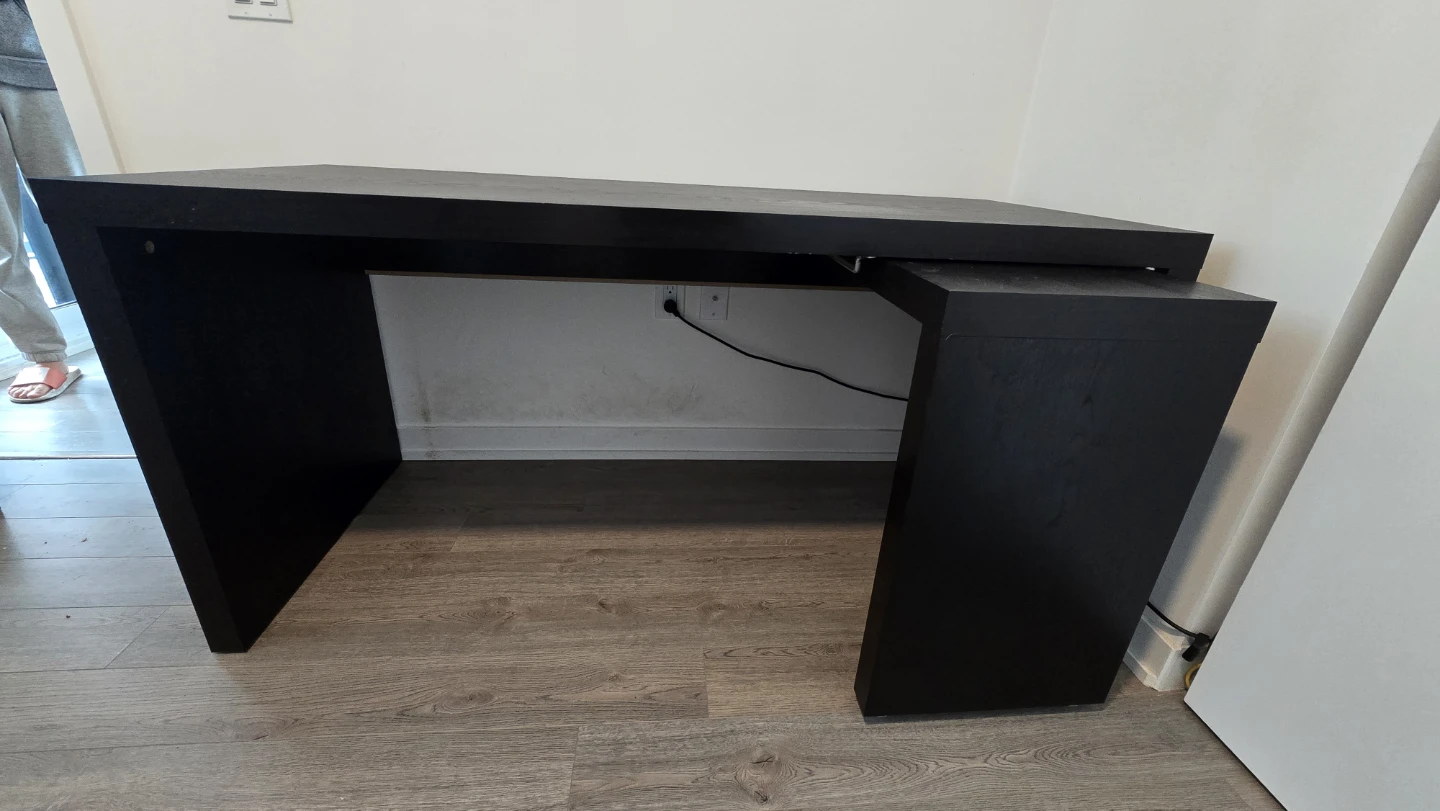 IKEA MALM Desk with Pull-Out Panel - photo 3