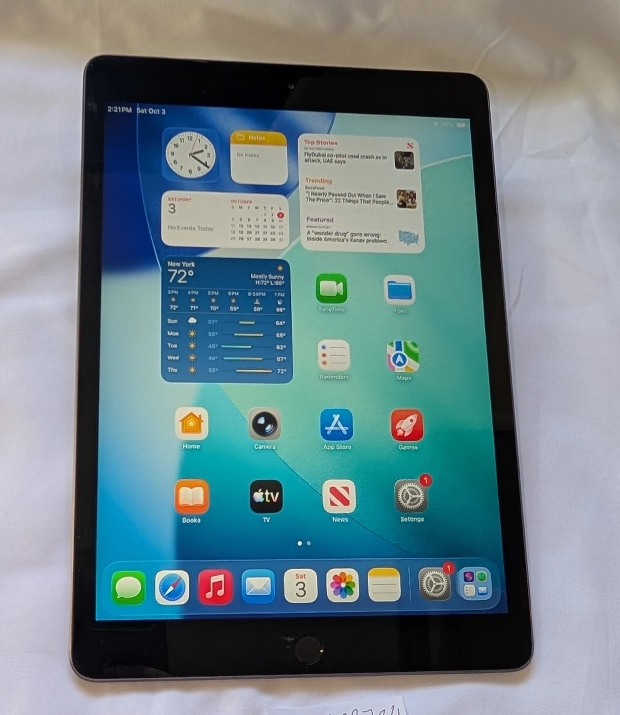 Nice APPLE iPad 8 8th Gen 10.2 inch 128GB iOS26