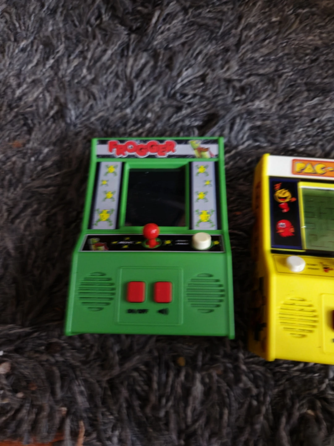 Mini Arcade Games Frogger and Pac-Man - photo 2