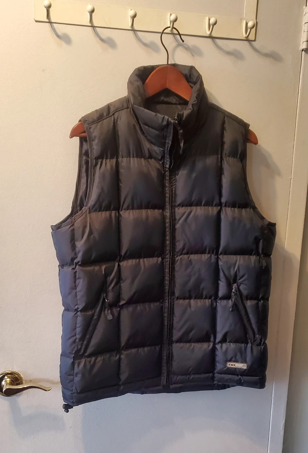 Fairweather Puffer Vest Size L