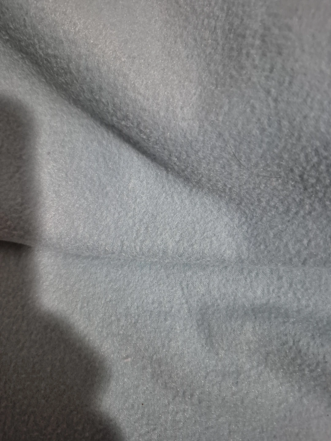 Light Blue Fleece Blanket, great shape . No pills - photo 2