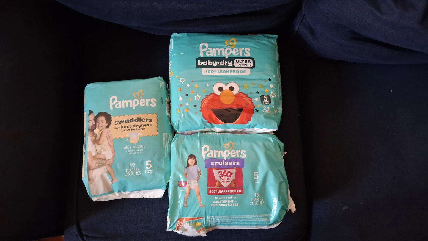 NEW 3 Packs Pampers Diapers - Size 5