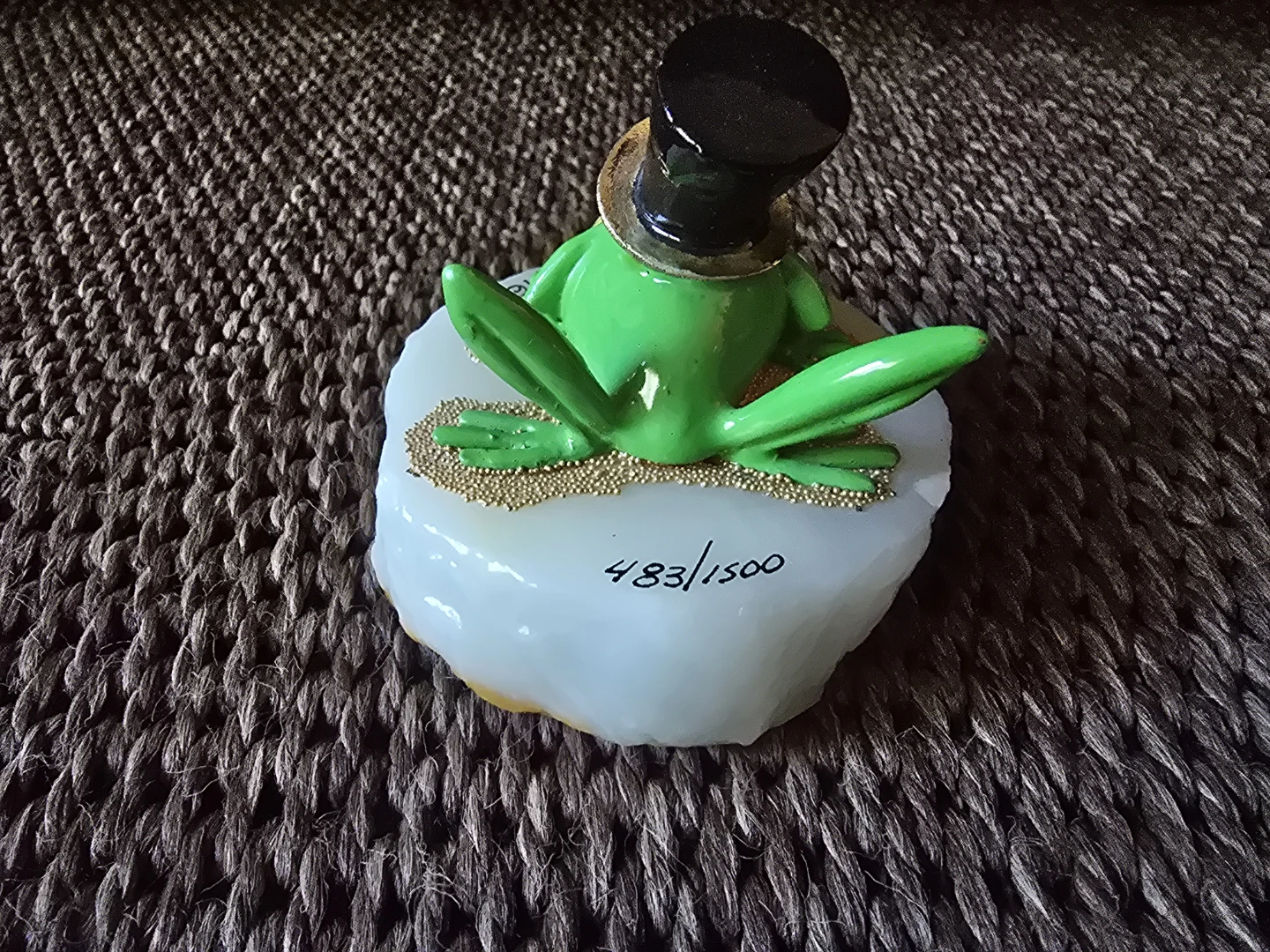 Ron '96 Limited Edition Frog Figurine - photo 3