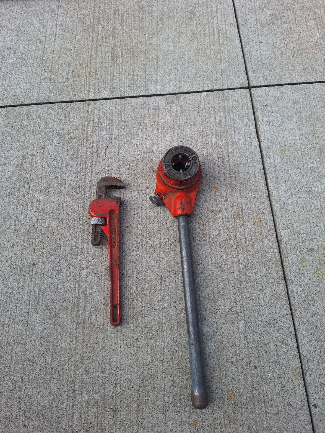 Mastercraft Pipe Wrench and RIDGID Ratchet Threader