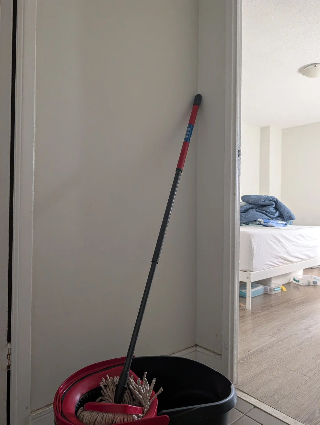 Vileda Spin and Clean Mop and Bucket Set - photo 3