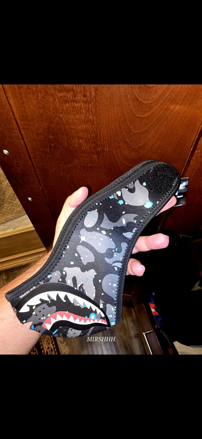 A Bathing Ape Shark Face Mask brand new - photo 3
