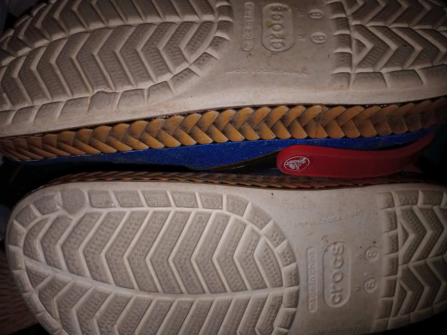 Wonder Woman Crocs - photo 2