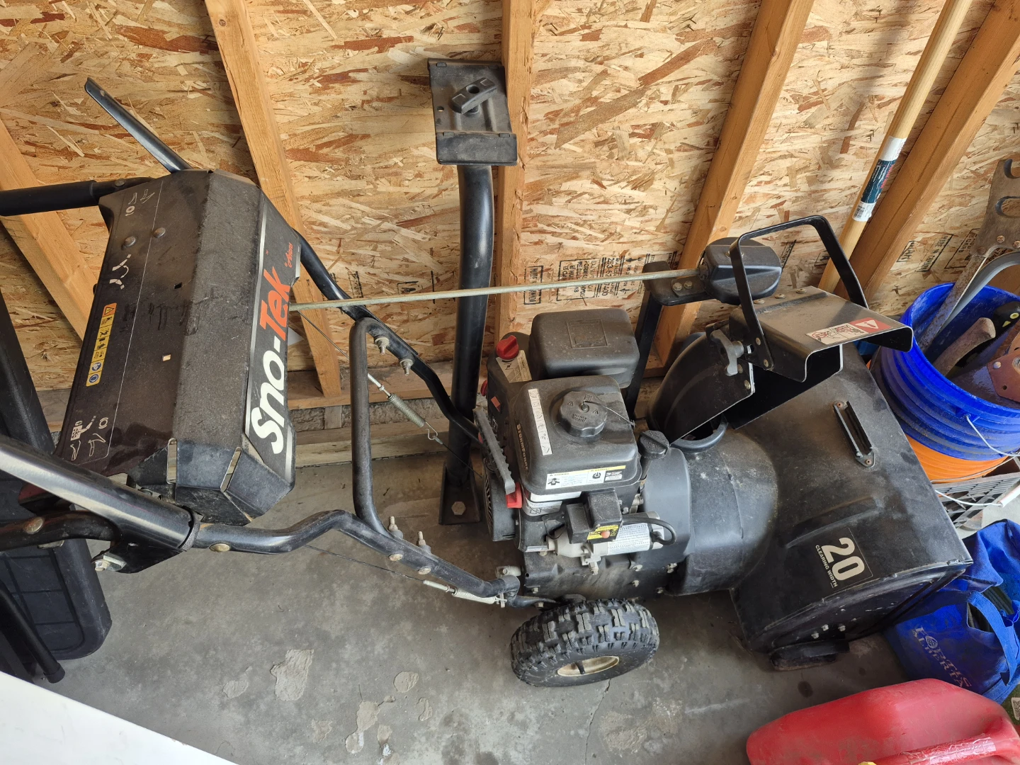 Ariens Sno-Tek 20-inch Snow Blower - photo 3