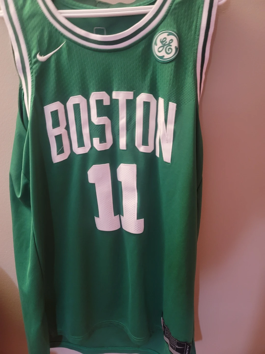 Boston Celtics 11 Jersey and Cap