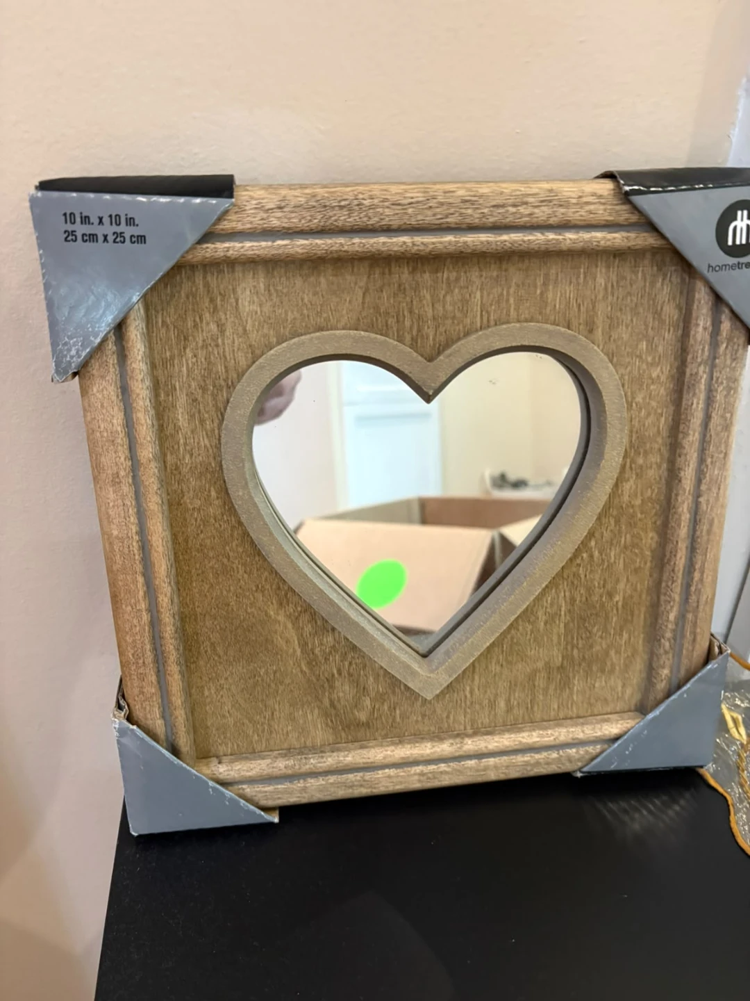 Hometrends Wooden Heart Mirror