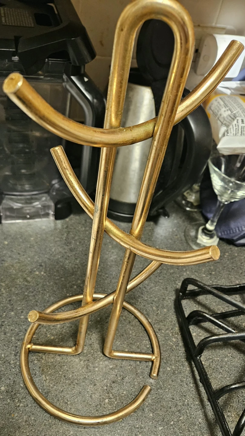 Gold-Tone Metal Mug Tree
