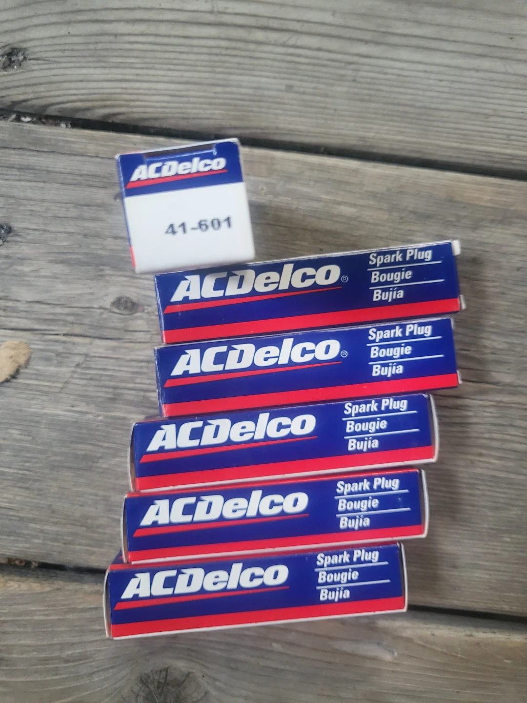Set of 6 ACDelco 41-601 Spark Plugs - photo 2