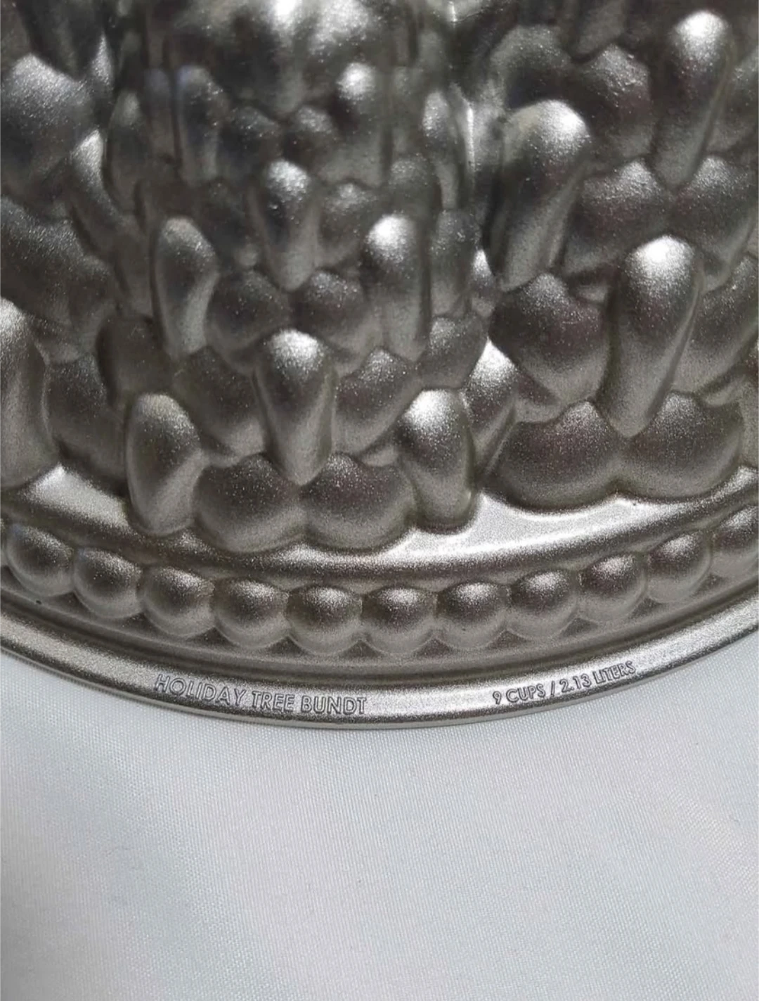 Nordic Ware Holiday Tree Bundt Pan - photo 3