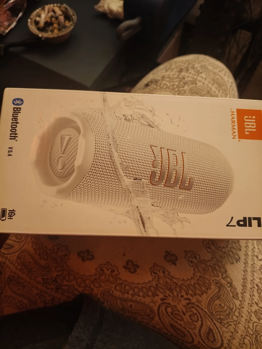 JBL Flip 7 Portable Bluetooth Speaker - photo 2
