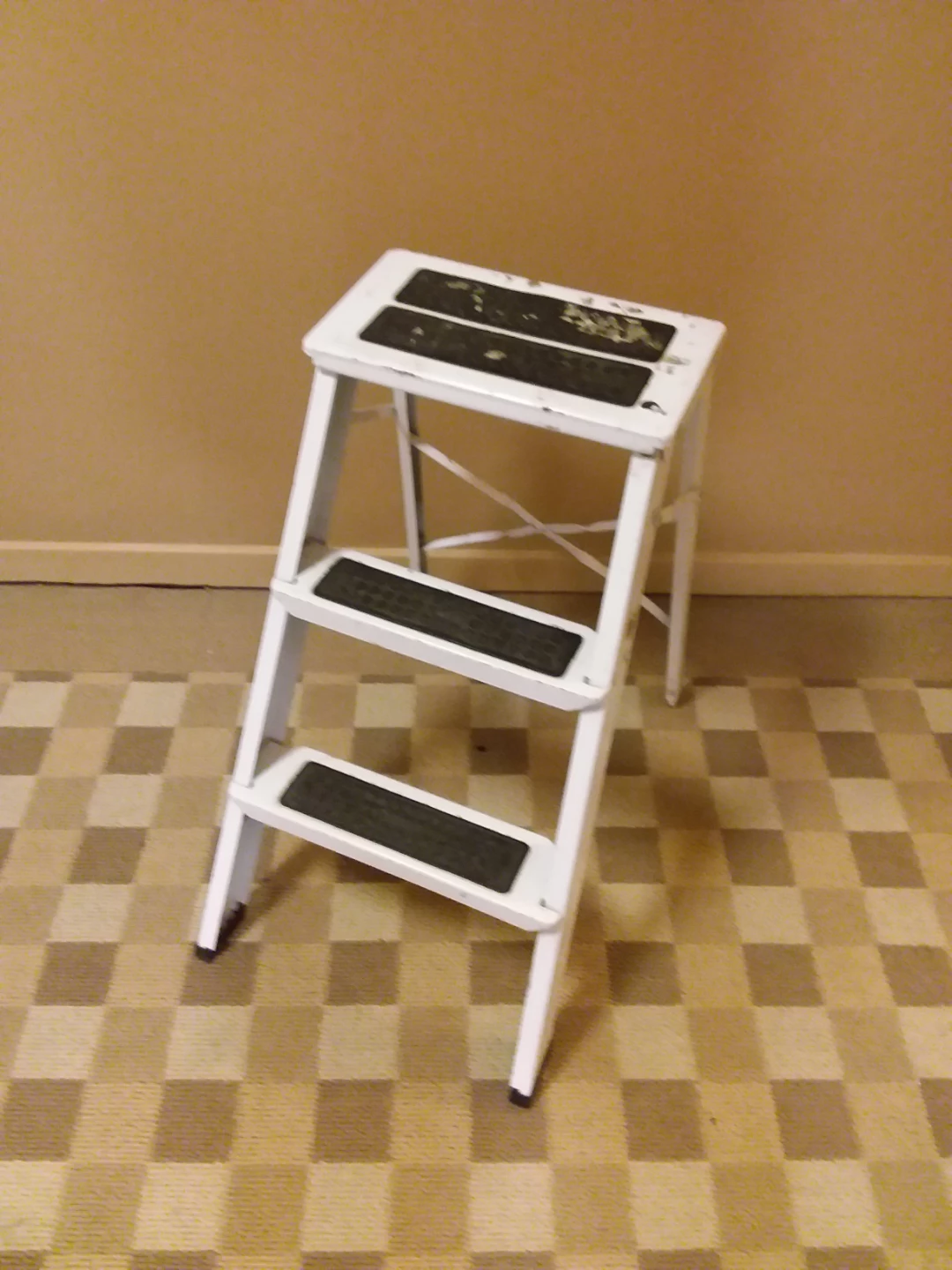 ➡️ 3-Step Folding Stepladder