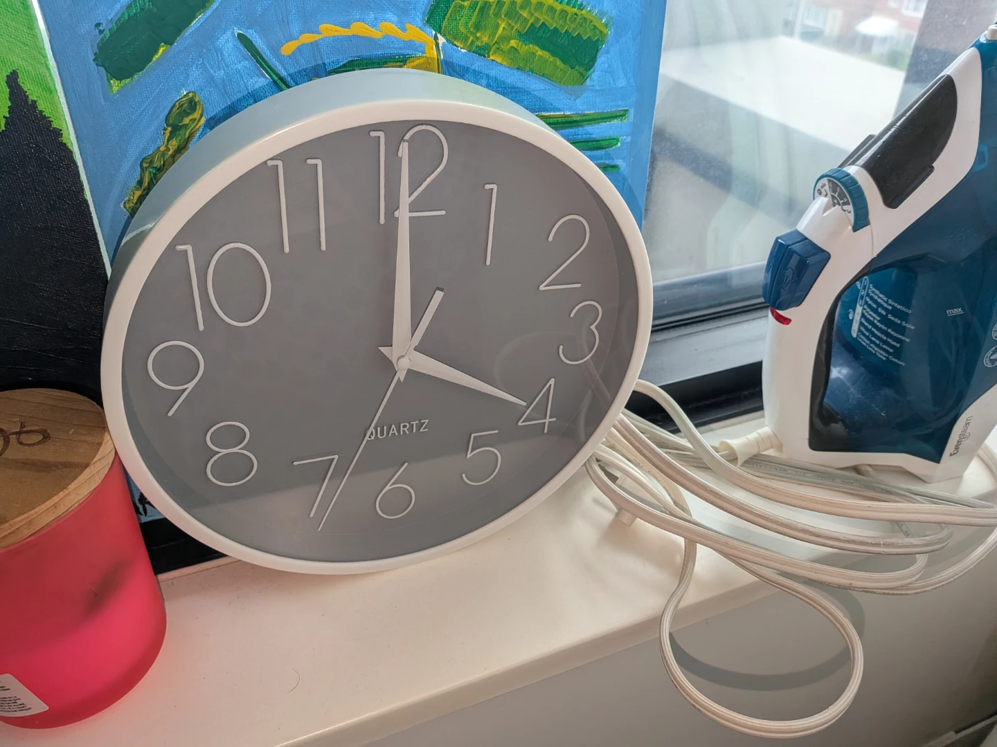 Quartz wall clock