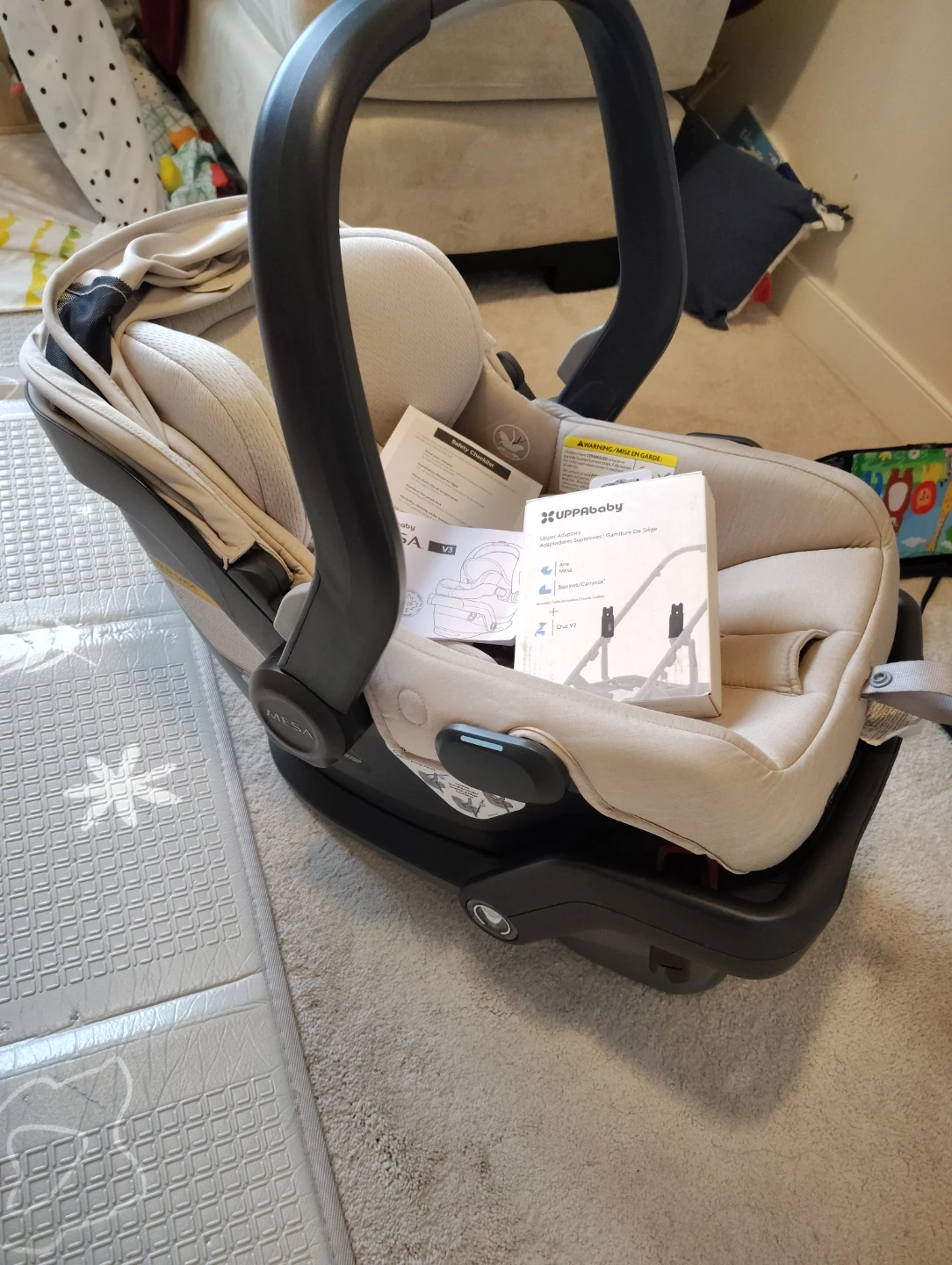 UPPAbaby MESA V3 Infant Car Seat with Base and Adapters