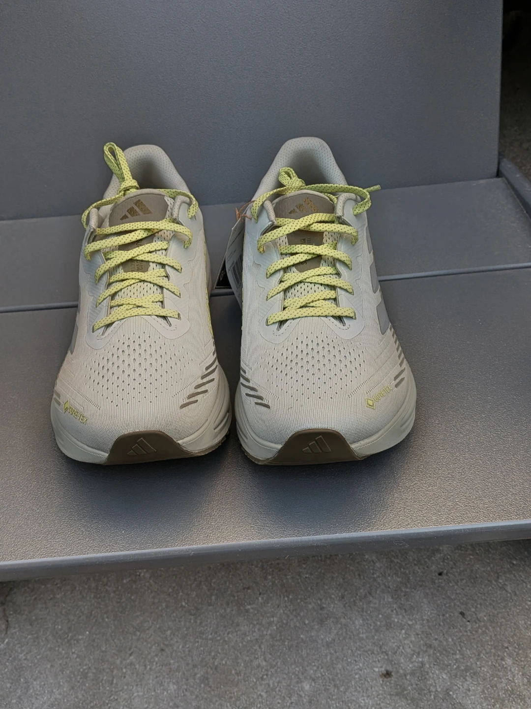 LNIB Adidas Supernova Gore-tex runners - photo 4