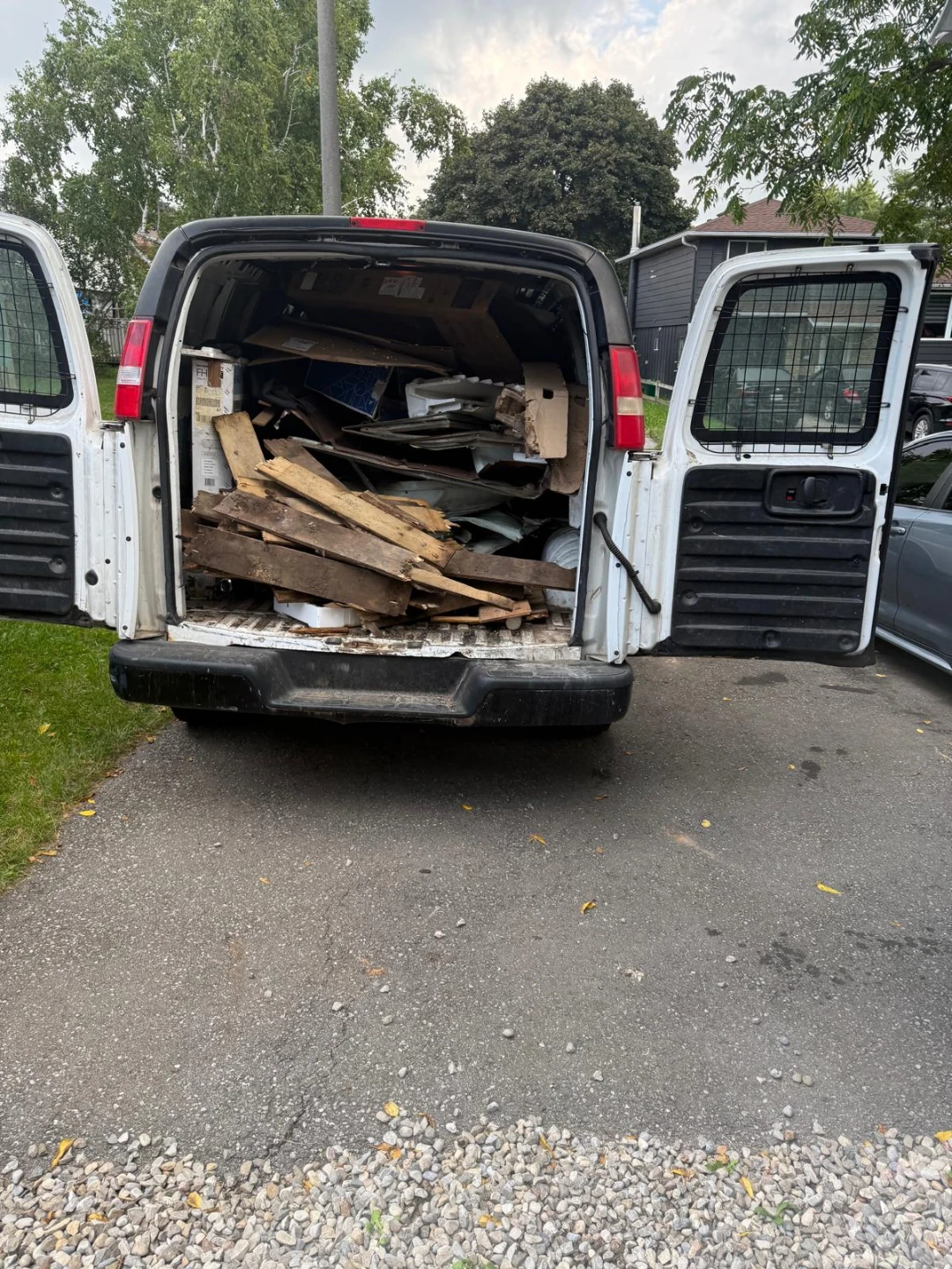 Same day junk removal. - photo 5