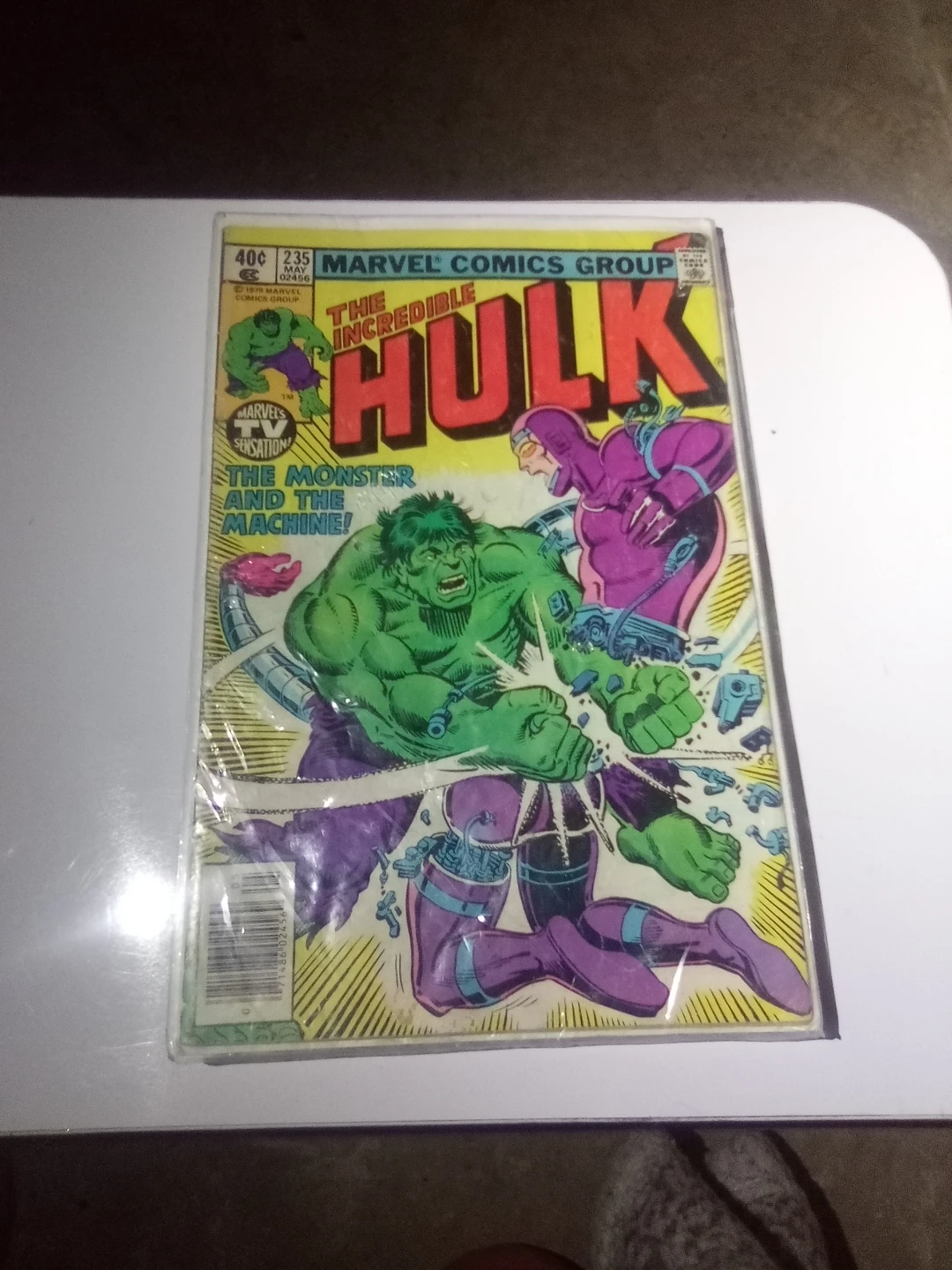 The Incredible Hulk #235 Comic Book