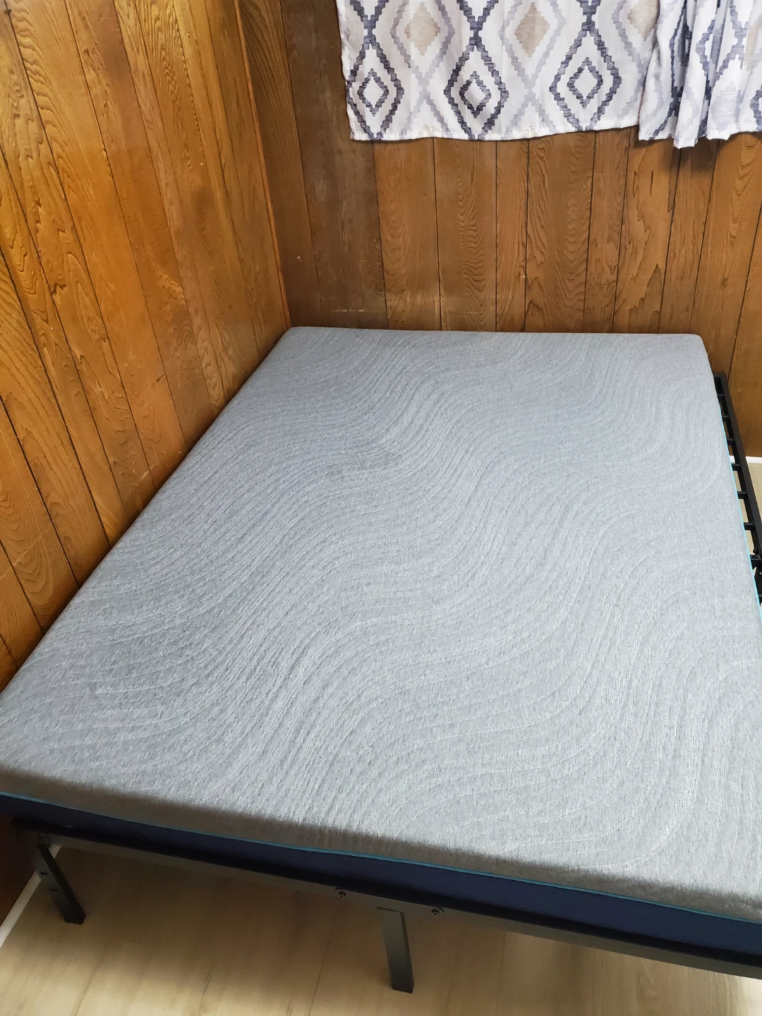 Mattress with frame - photo 3