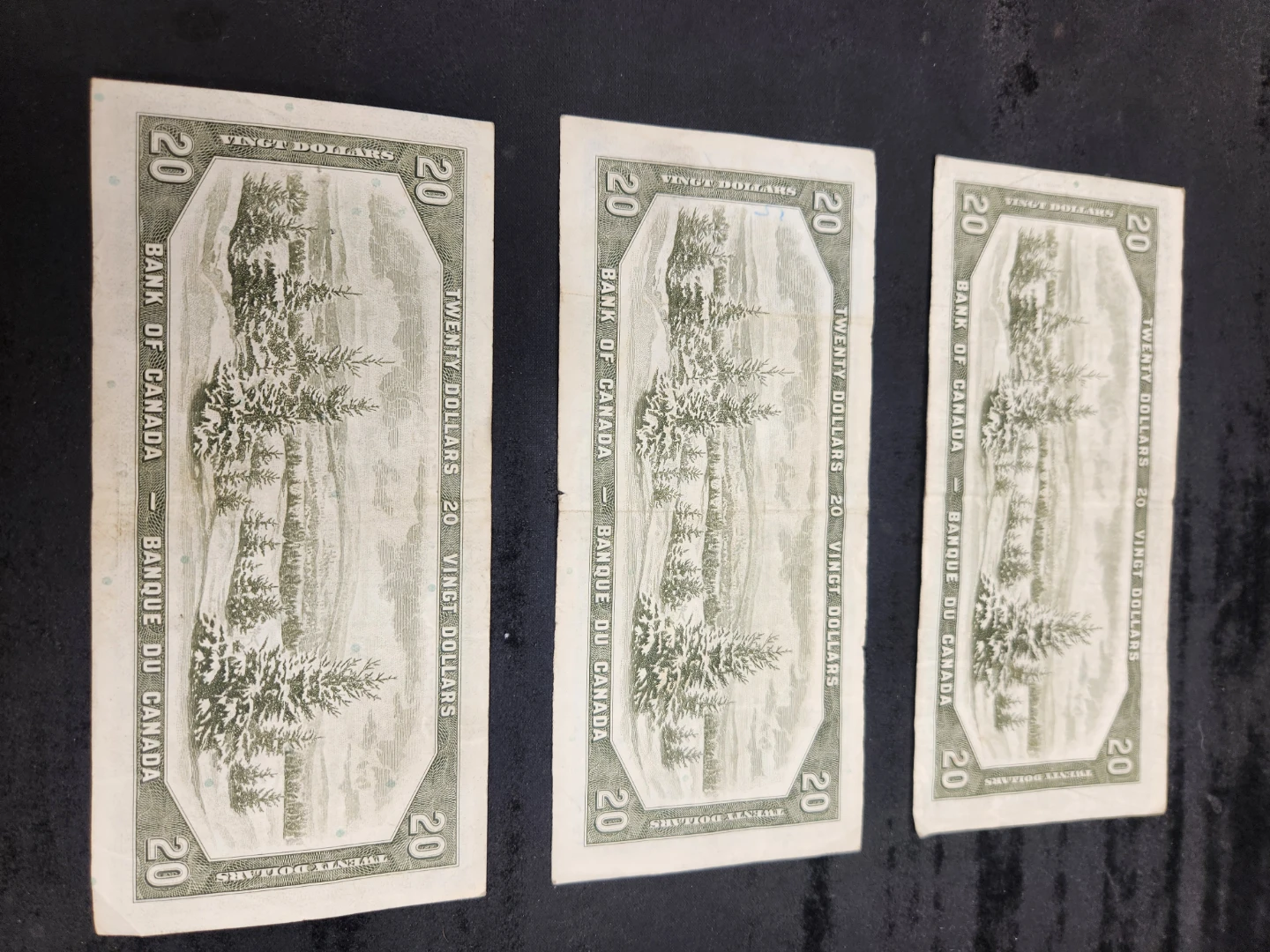 Three Vintage 1954 Bank of Canada $20 Bills - photo 2