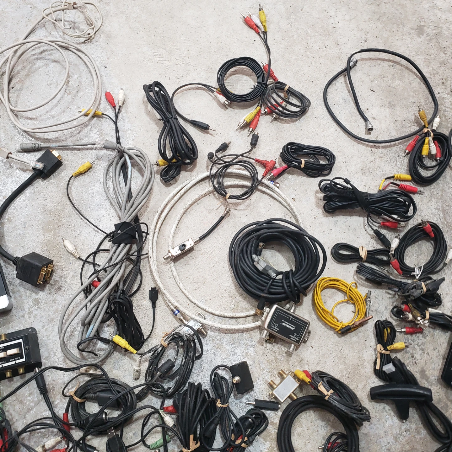 Assorted A/V Cables and Adapters Lot - photo 4