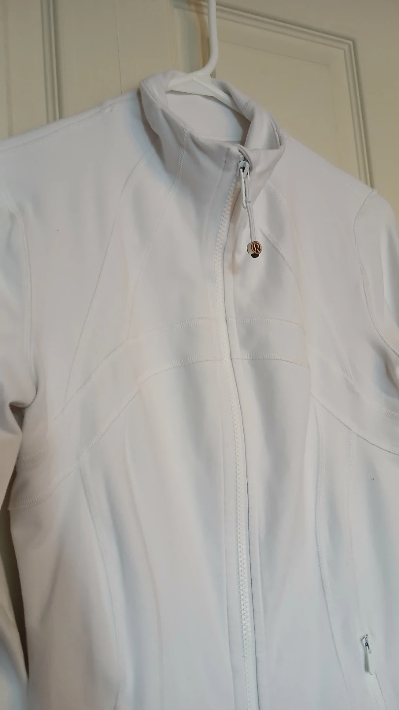 Lululemon define white zip up jacket size 6 - photo 4