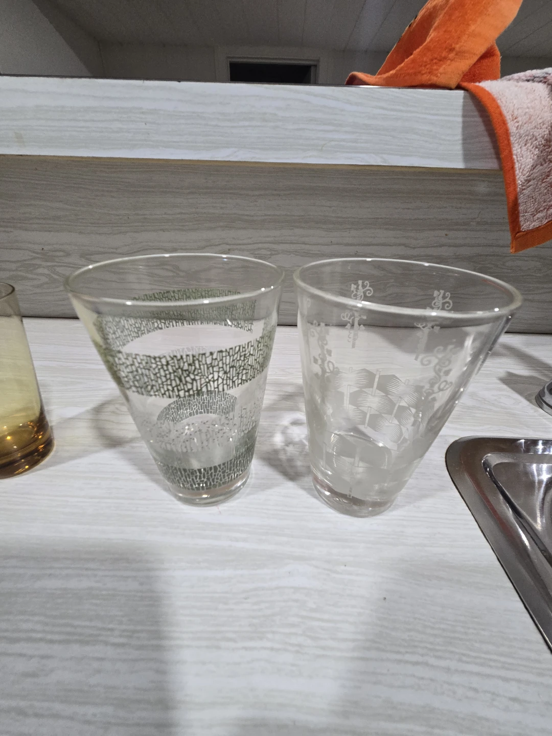 Eight Vintage Drinking Glasses. - photo 2