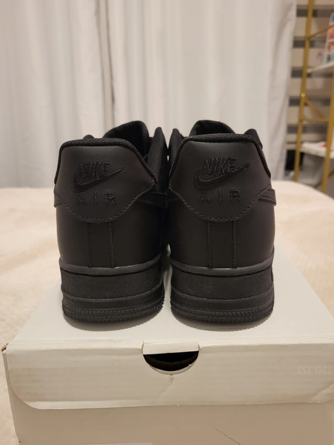 Nike Airforce 1 Black - photo 5