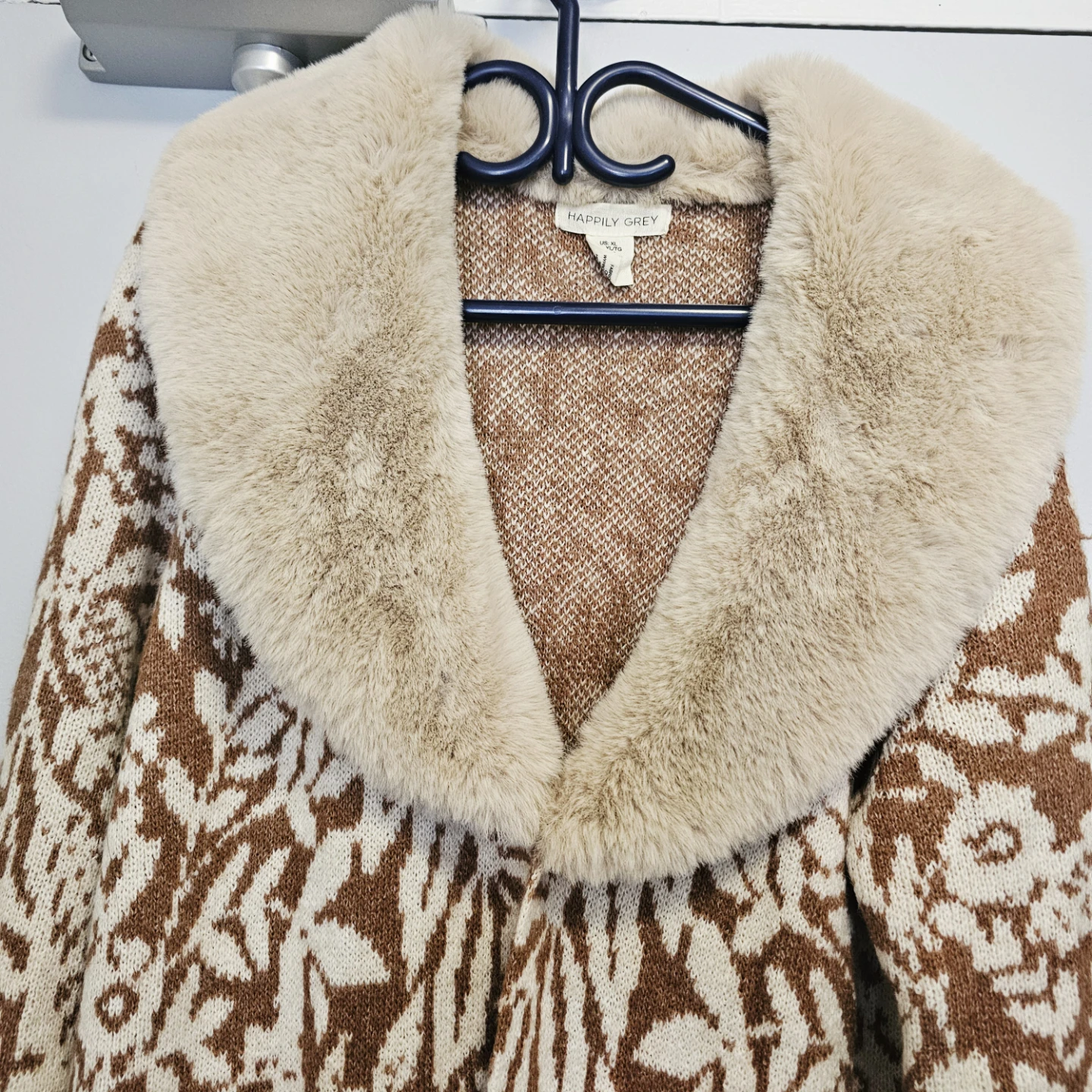 Happily Grey Faux Fur Collar Cardigan - photo 2