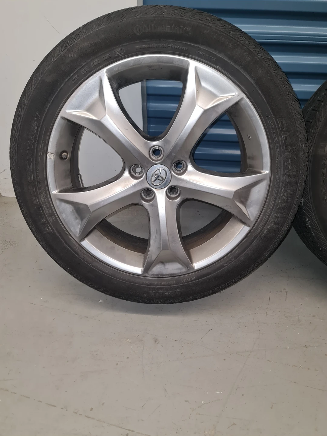Toyota OEM 20" Alloy Wheels With Continental Tires - photo 2