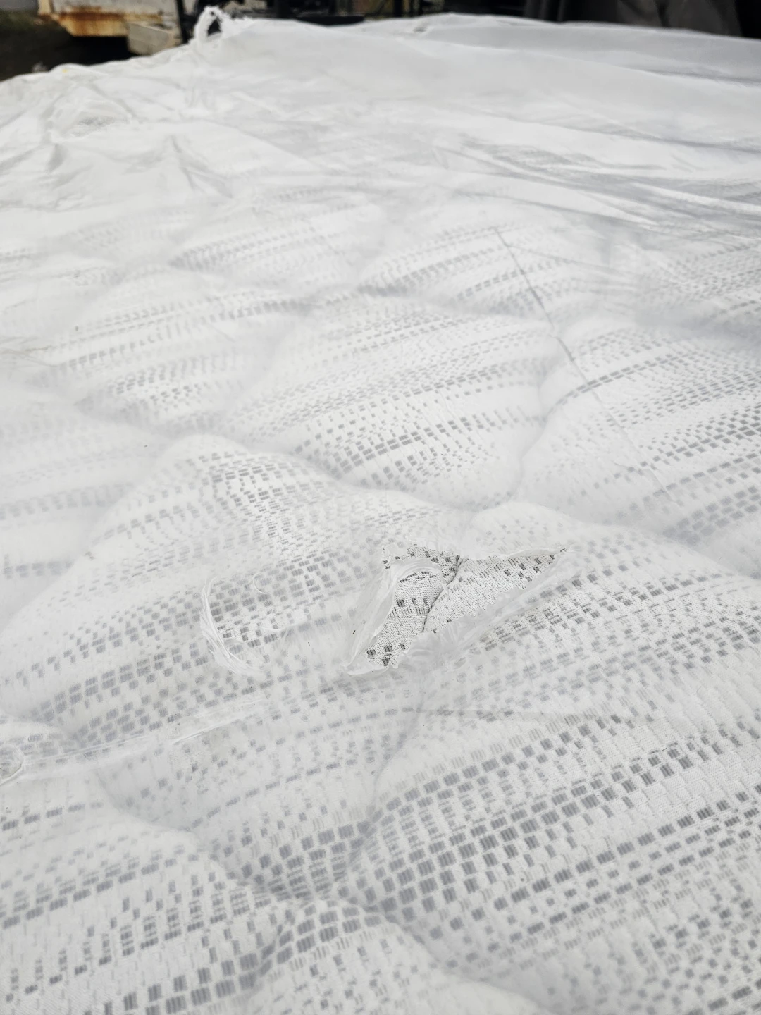 Queen size Spring mattress - photo 2