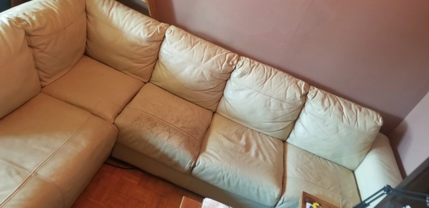 Cream Leather Sectional Sofa - photo 2