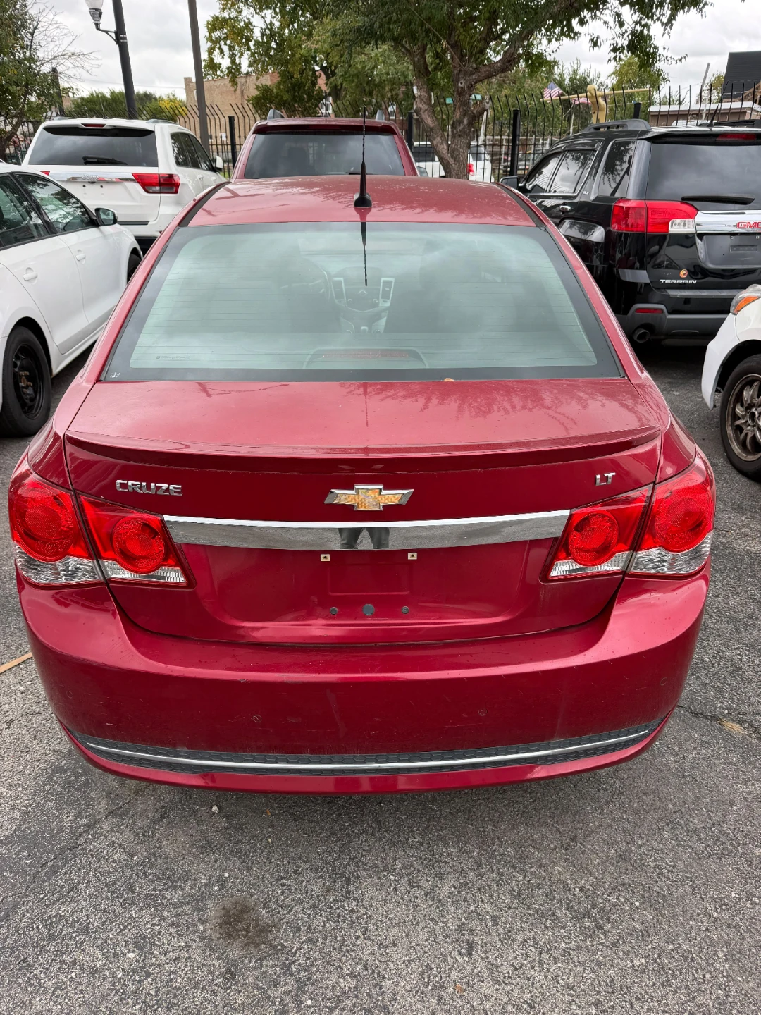 Red Chevrolet Cruze LT Sedan - photo 2