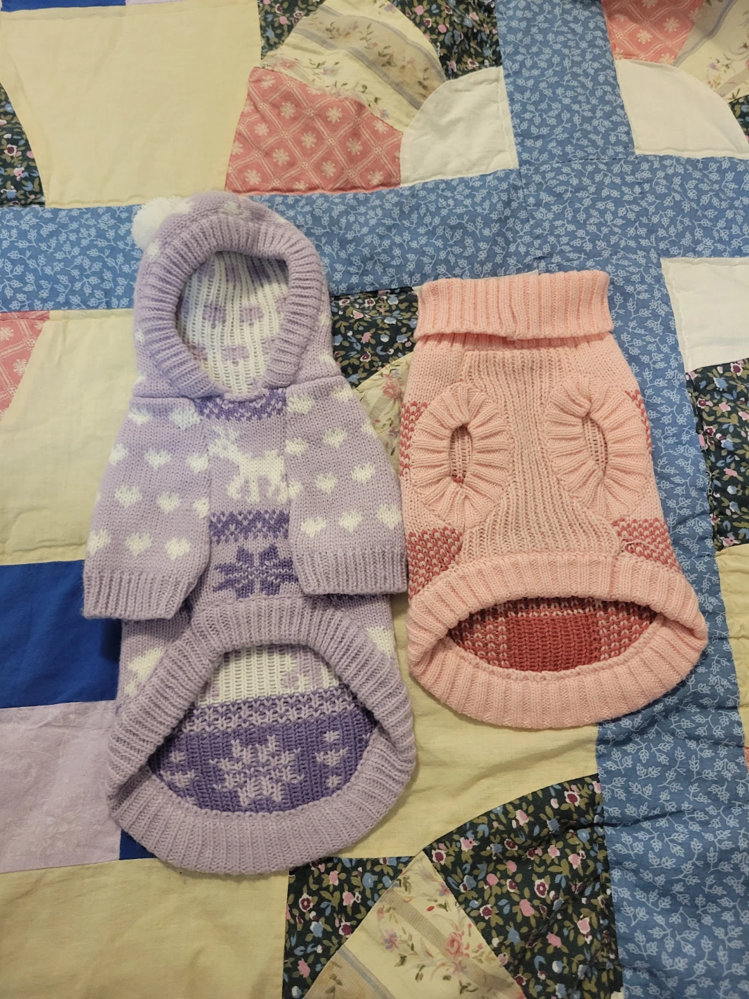 Two knitted dog sweaters small size good for chihuahua. - photo 2