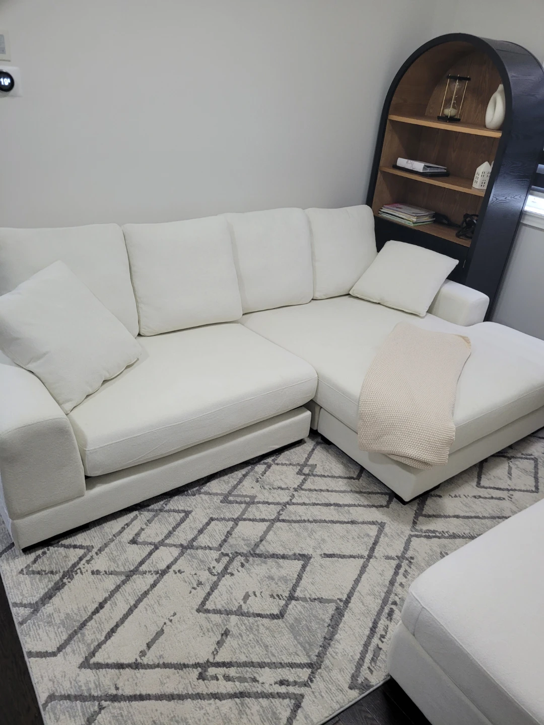 White Sectional Sofa with Chaise