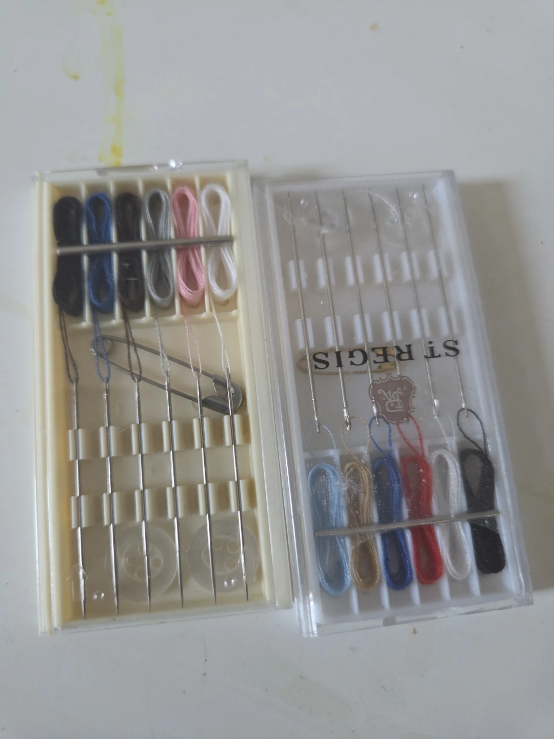 St Regis Sewing Kits - photo 3