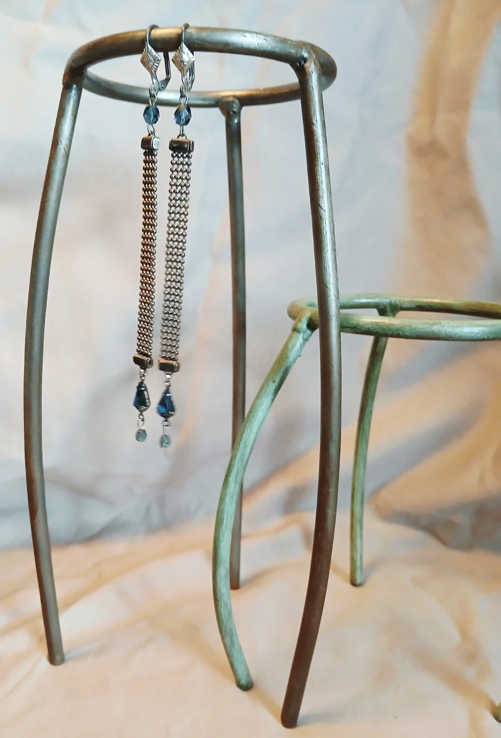 Set of 3 Metal Earring Stands - photo 5