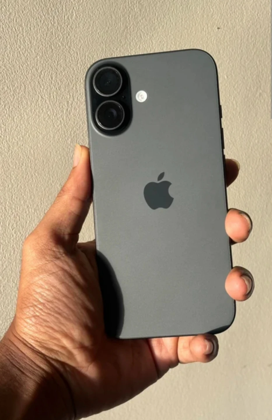 Apple iPhone 17
