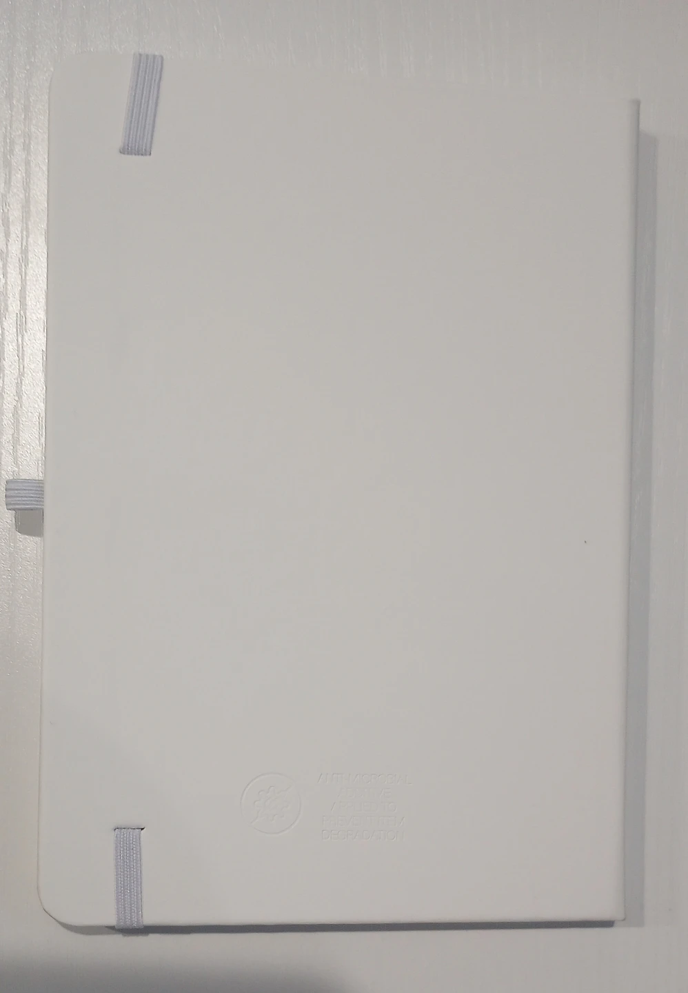 Free Mini Notepad w/pen holder - photo 2