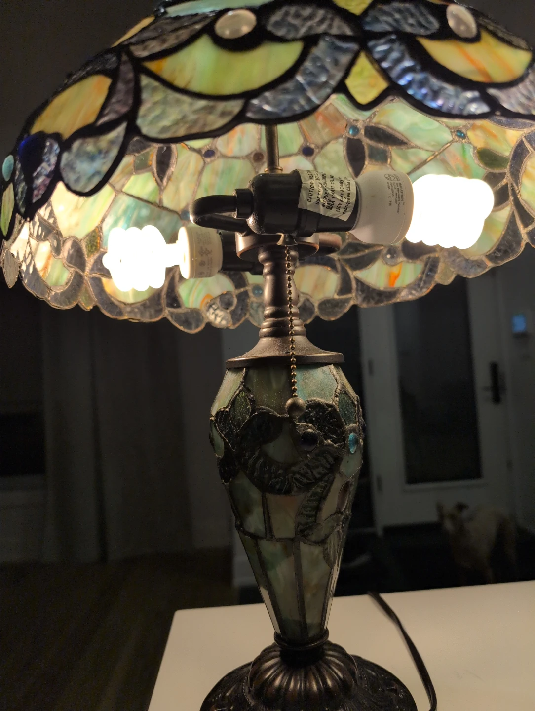 Tiffany Style Stained Glass Table Lamp - photo 4
