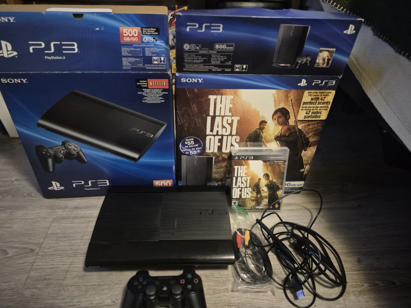 Sony PlayStation 3 500GB The Last of Us Bundle (CIB)